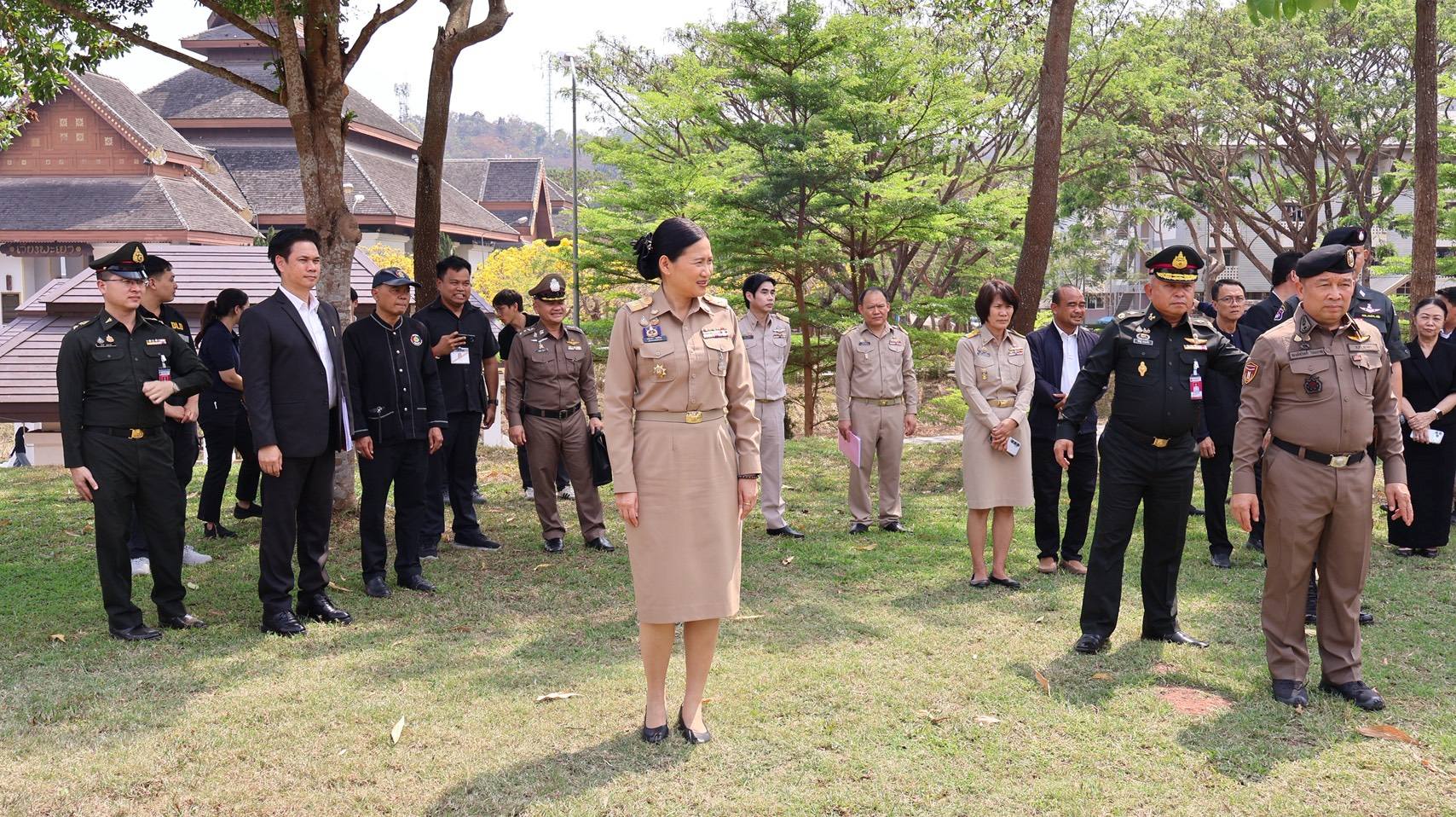 ผู้ว่าราชการจังหวัดพะเยา ลงพื้นที่ตรวจความพร้อมสถานที่รับเสด็จฯ สมเด็จพระกนิษฐาธิราชเจ้า เตรียมพระราชทานปริญญาบัตร มหาวิทยาลัยพะเยา 