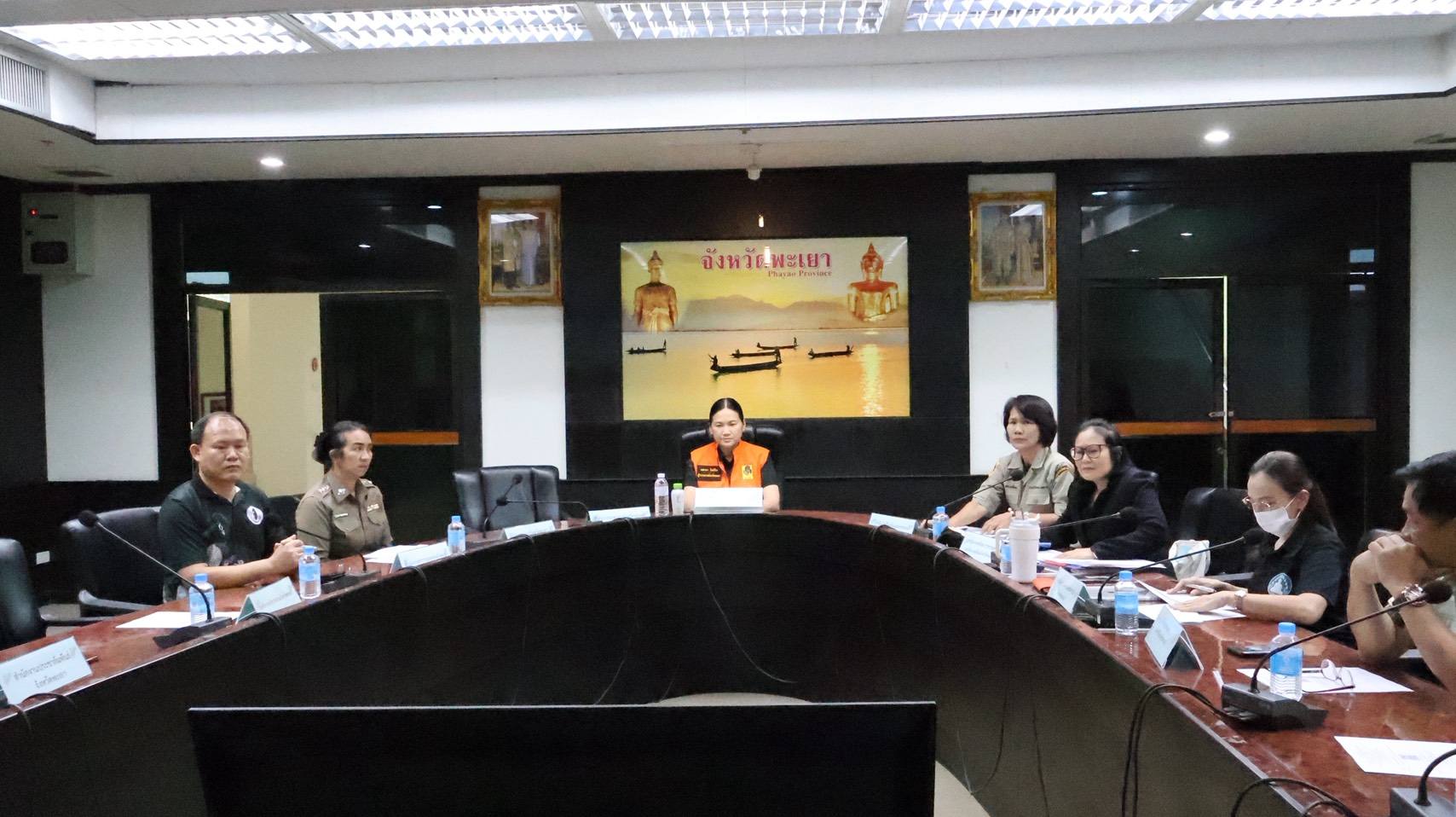 ผู้ว่าฯ พะเยาสั่งลุย คุมเข้มเผาป่า-ล่าสัตว์ หลังจุดความร้อนพุ่ง กระทบสุขภาพประชาชน