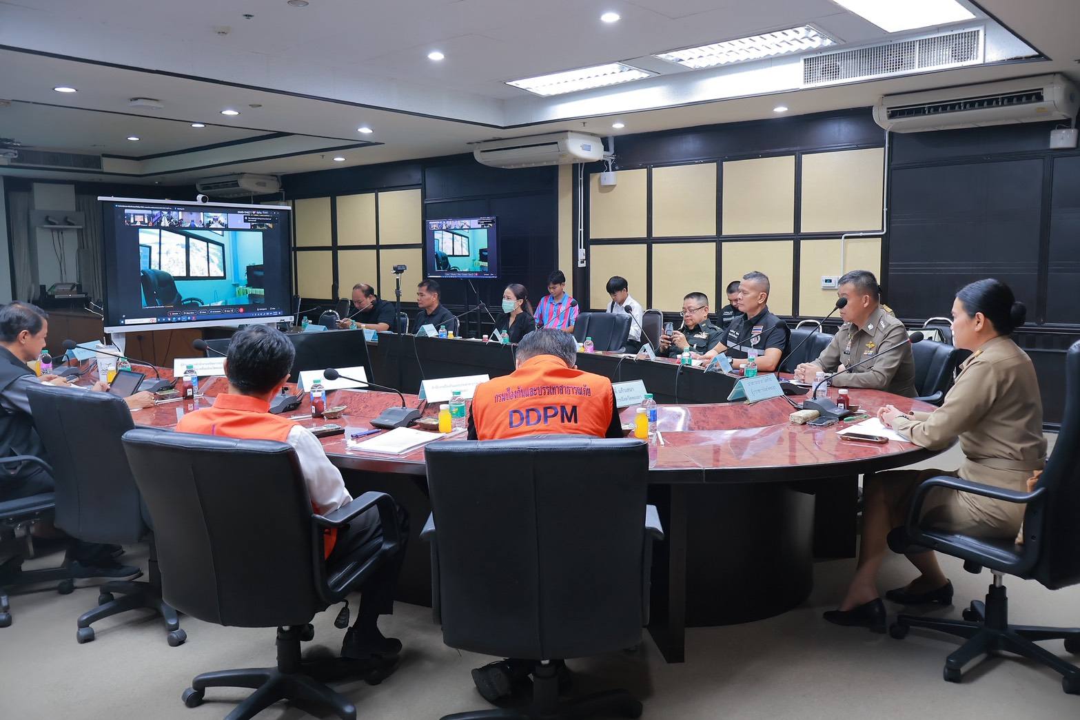 ผู้ว่าฯ พะเยา สั่งยกระดับมาตรการเชิงรุก ลุยแก้ปัญหาไฟป่าและฝุ่น PM2.5 เข้มบังคับใช้กฎหมาย 